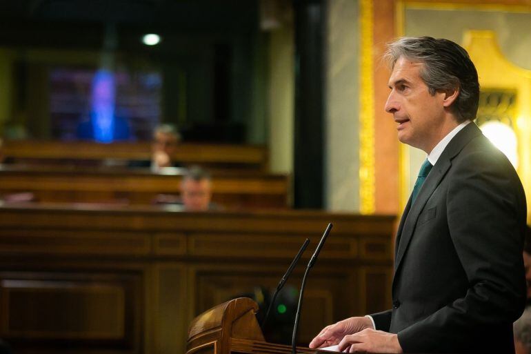 El ministro de Fomento, Íñigo de la Serna, en una imagen de archivo, en el Congreso.