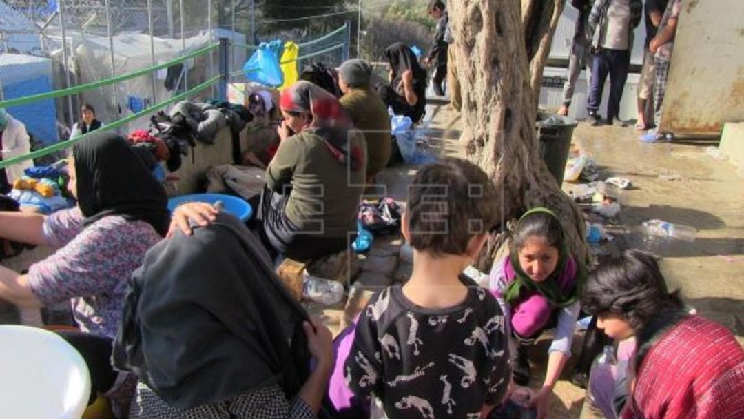 La cocina solidaria de Zaporeak queda cerrada hasta saberse el resultado de las pruebas PCR