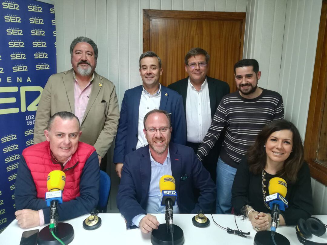 Pilar Tapia, José Alberto Utrera, Antonio Robles, Juan José García, Juan Francisco Casas, Luis Moya y Eusebio Gascón.