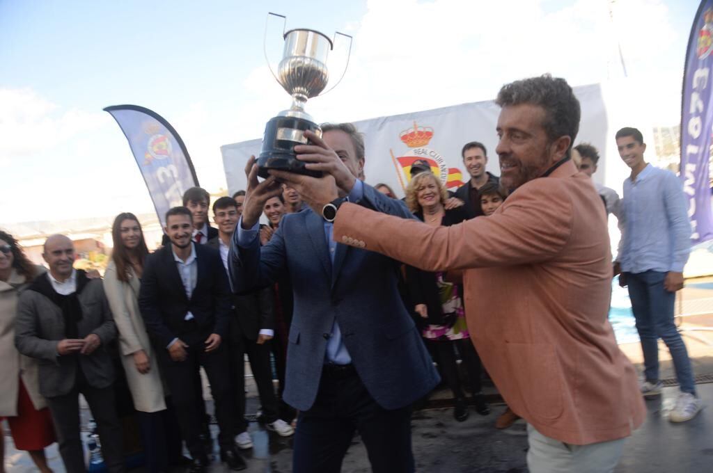 El trofeo Presidente de remo se celebró en aguas de la Bahía de Málaga
