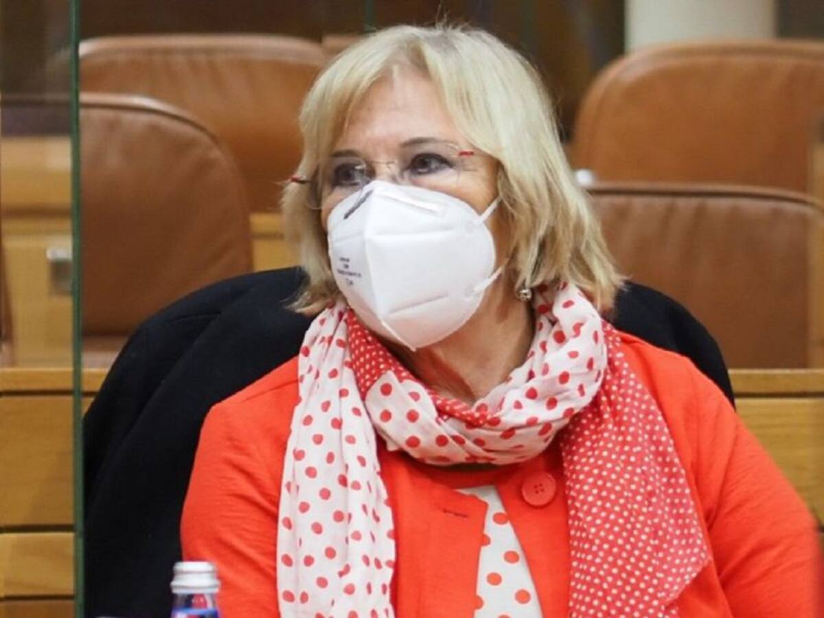 El Parlamento gallego guarda un minuto de silencio en memoria de Isaura Abelairas