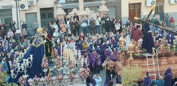 Acto de la Verónica de la Cofradía del Nazareno &#039;La Madrugá&#039; en la Plaza de España