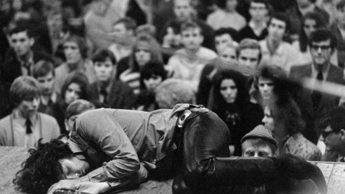 La sobreexplotación de los músicos muertos