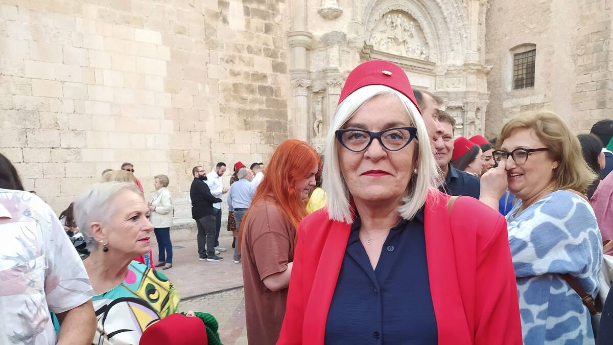 Gloria Zapater, presidenta de la Comparsa de Moros Tariks en Radio Villena SER