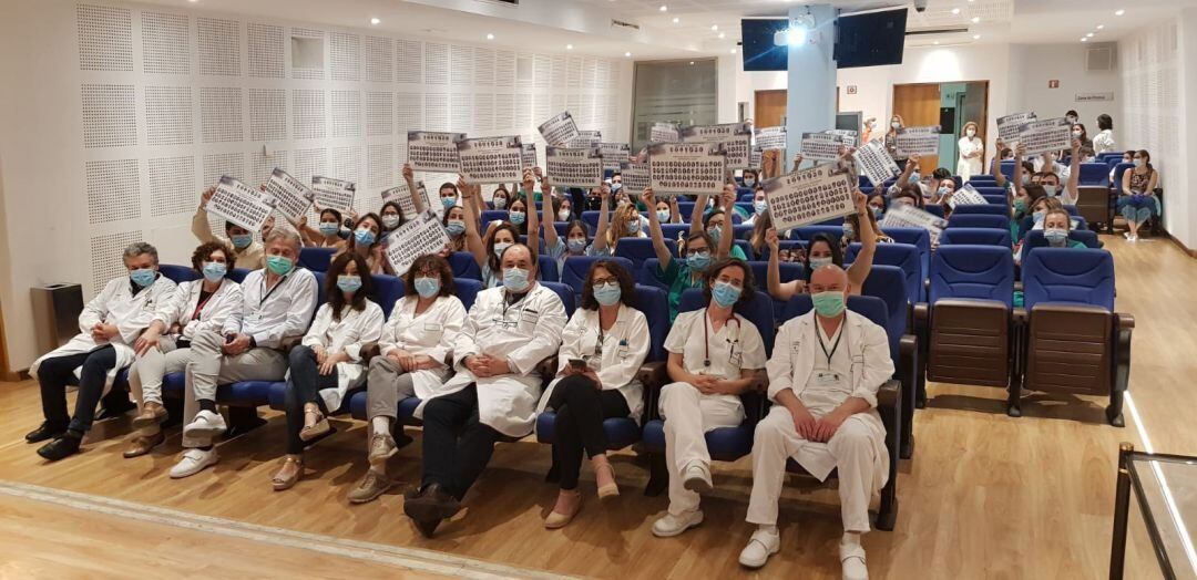 Cerca del 70% de los MIR que terminan su formación este mes en Cádiz se quedarán en la provincia