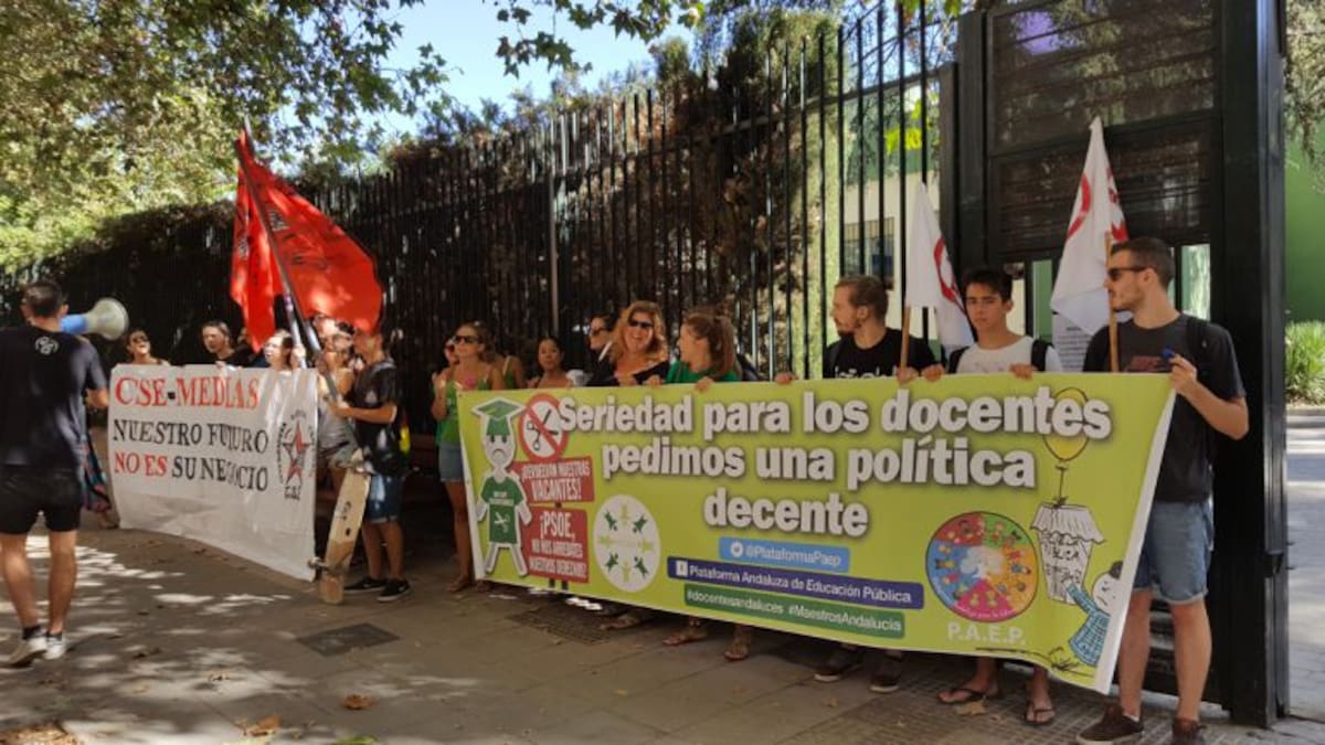 El curso comienza con estas reivindicaciones sindicales