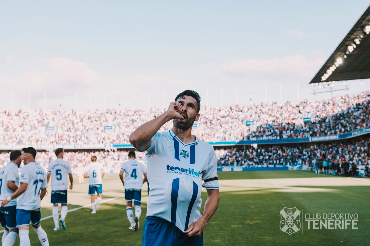 Enric Gallego marcó dos goles en cinco minutos.