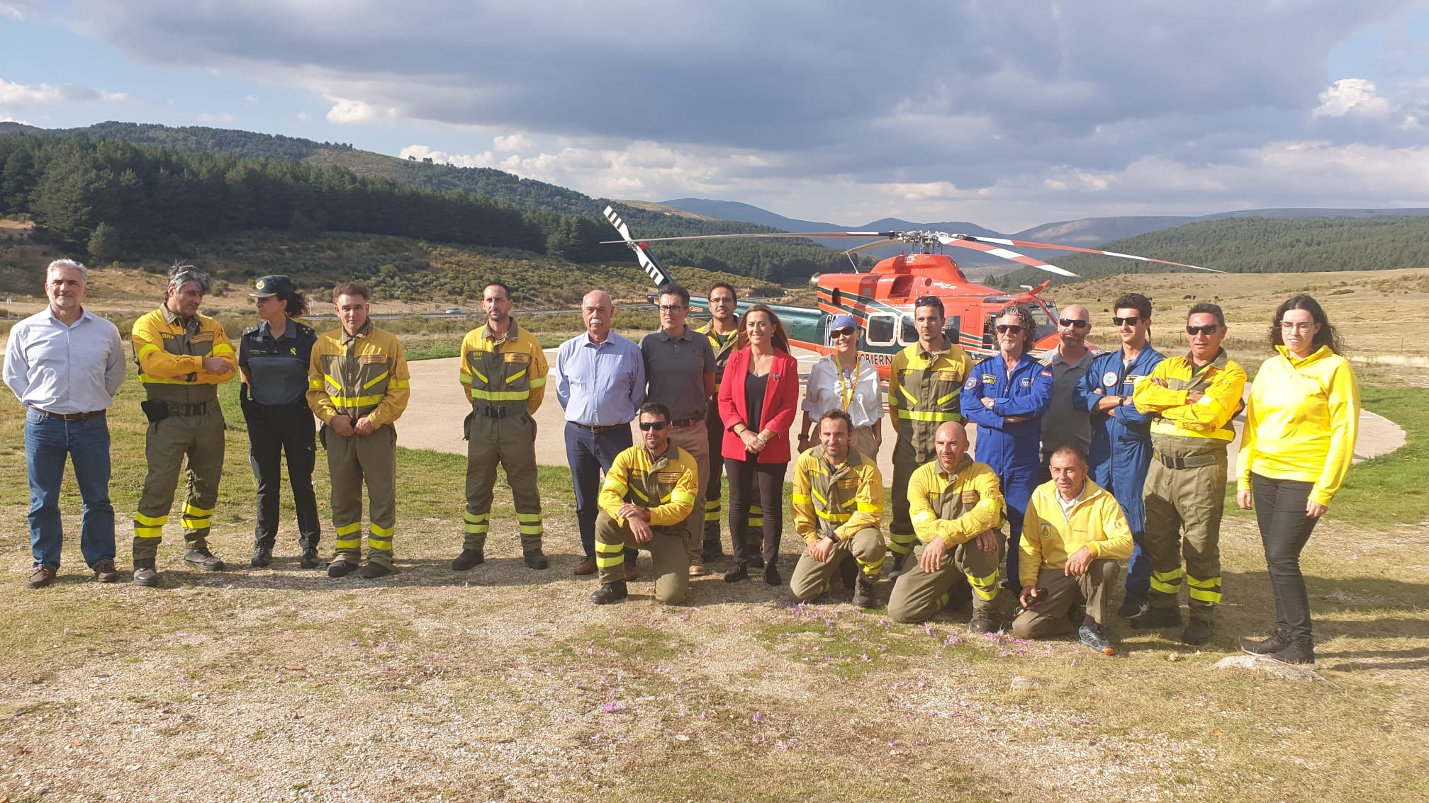 La delegada del Gobierno en Castilla y León, Virginia Barcones, ha visitado la BRIF del Puerto del Pico