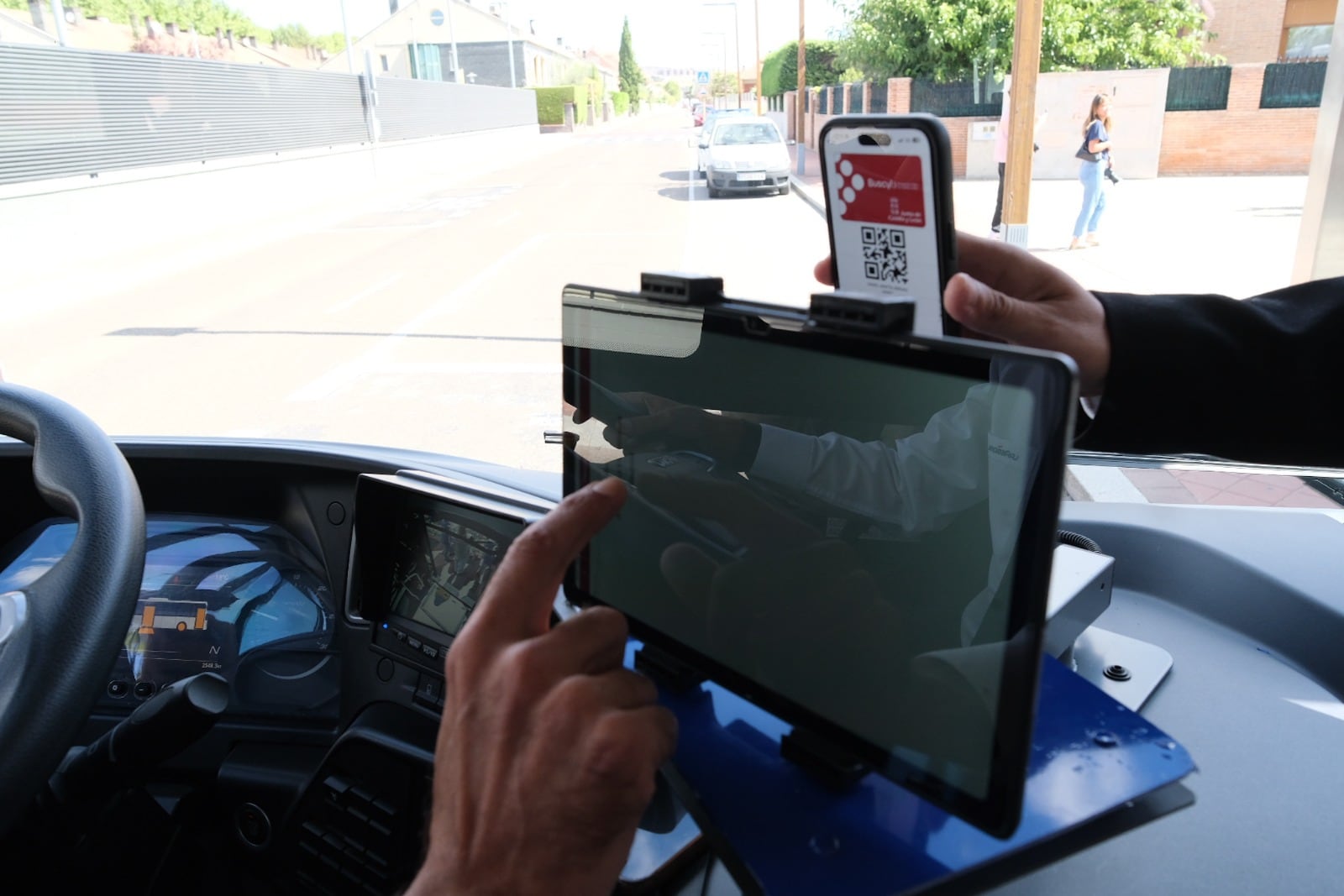 Entra en funcionamiento la tarjeta BUSCyL