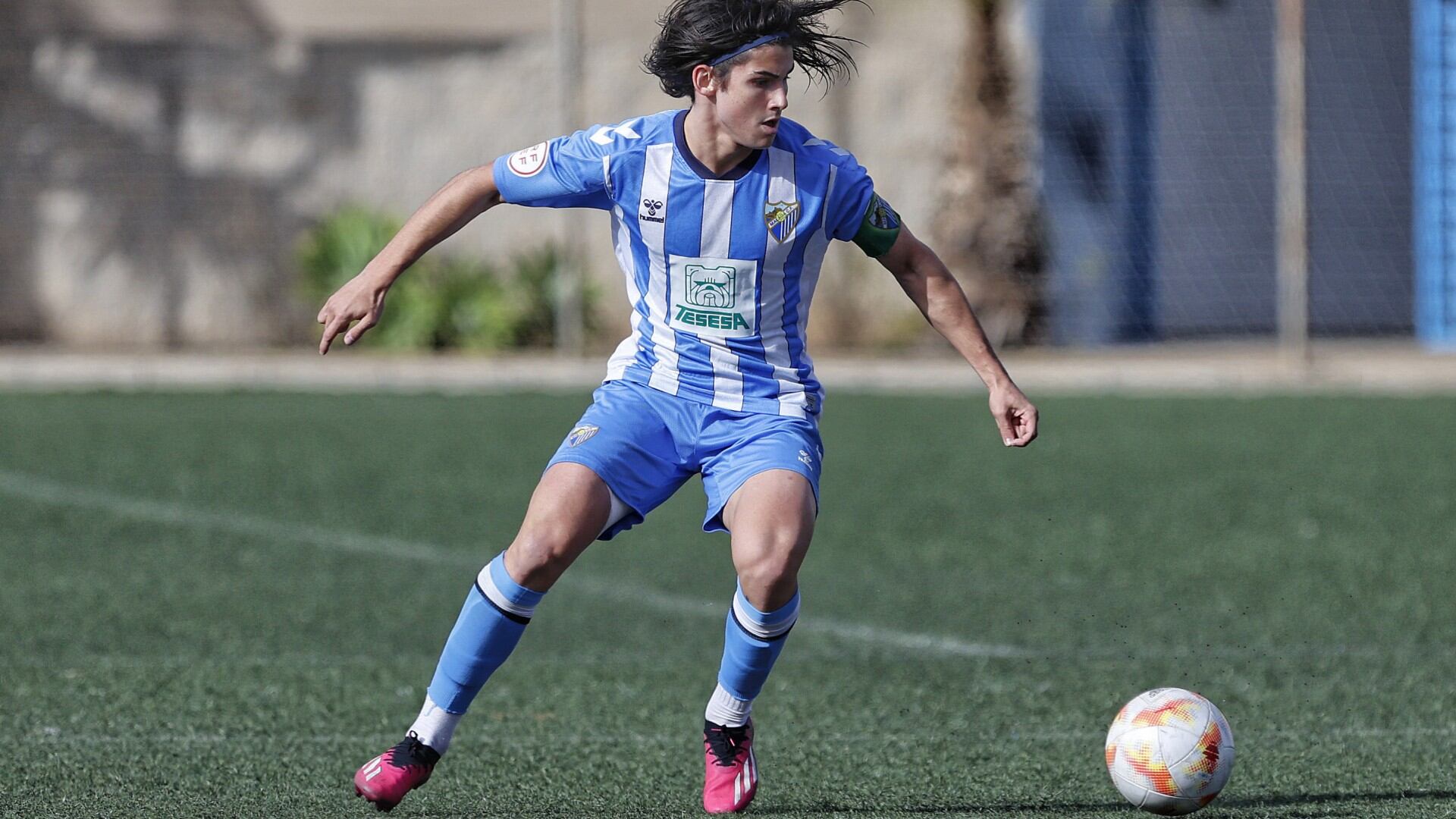 El joven jugador del Málaga Álex Calvo, convocado por la Selección Sub 19