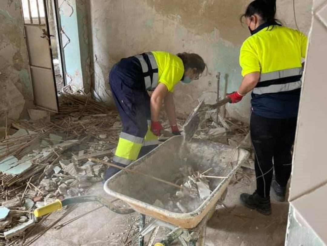 Proceso de construcción de dos viviendas de alquiler social en Bobadilla del Campo