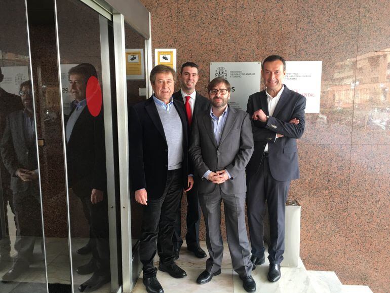 El alcalde en el Ministerio de Industria