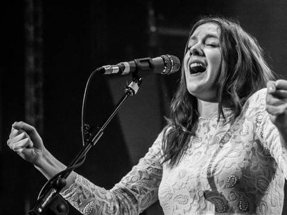 Nina de Juan, cantante de Morgan