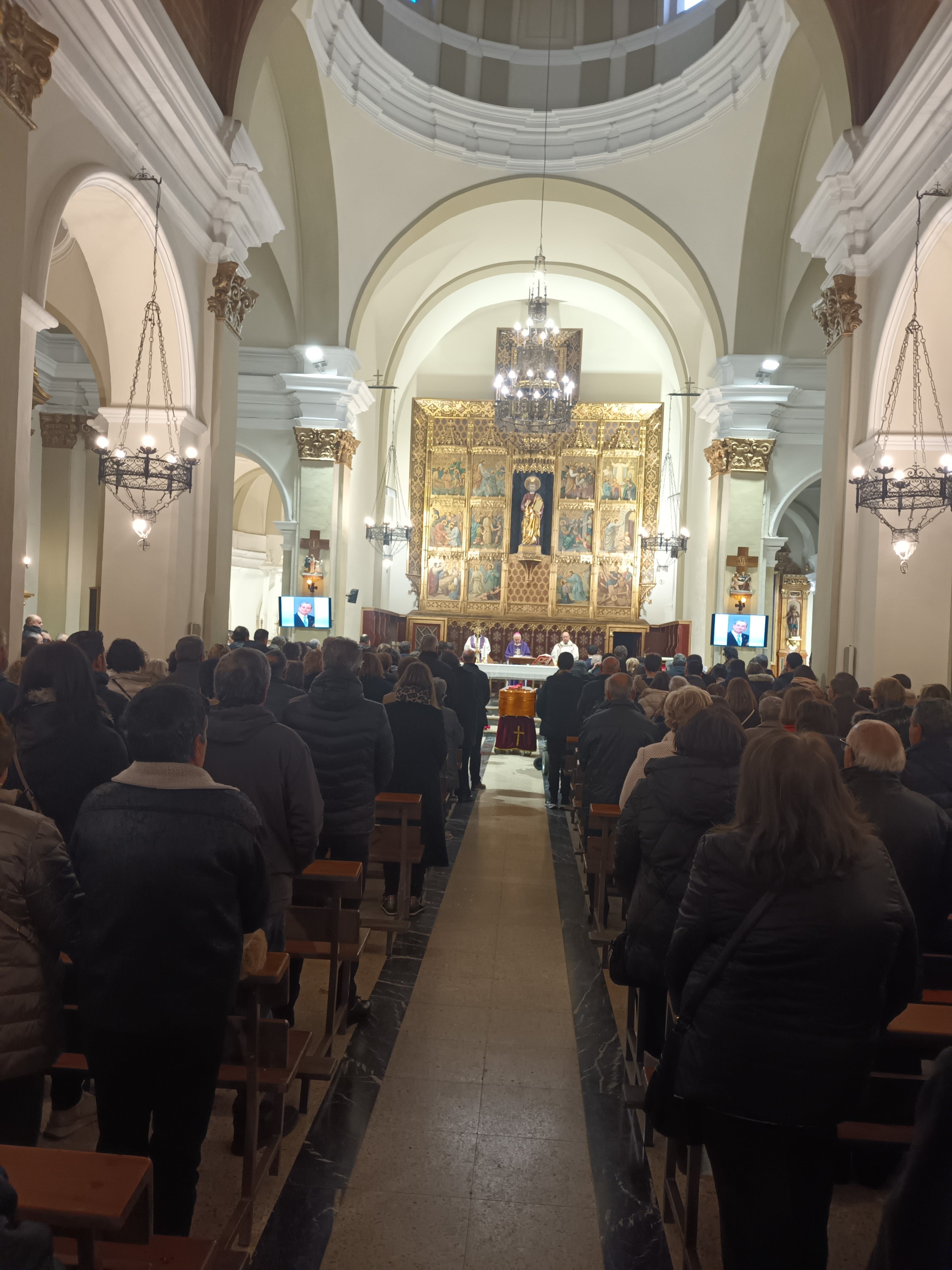 La misa funeral se ha celebrado en la iglesia de San Pedro Apóstol