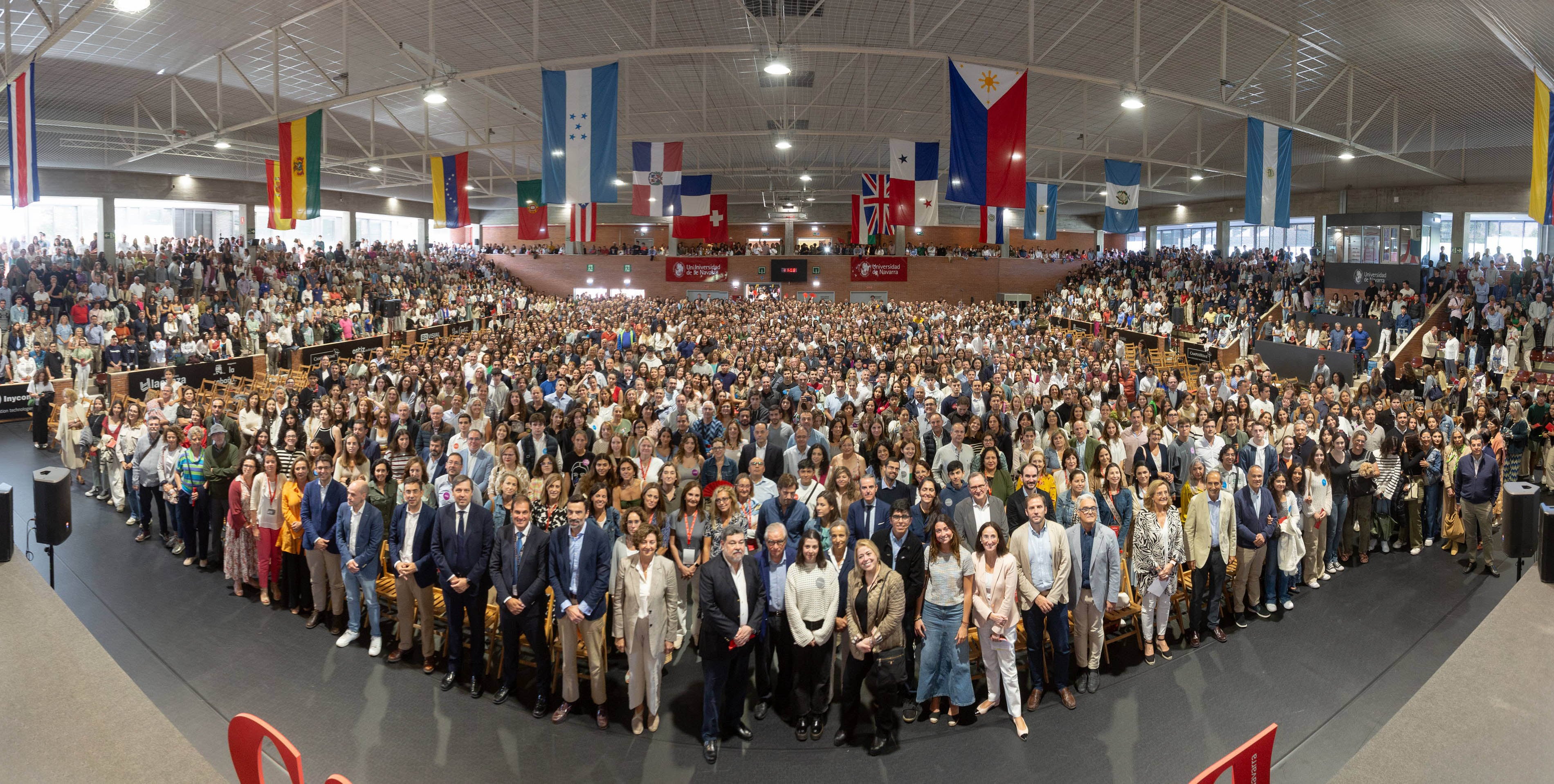 Más de 3.500 personas han participado en la Jornada de Bienvenida de la Universidad de Navarra para alumnos de primer curso y sus familias