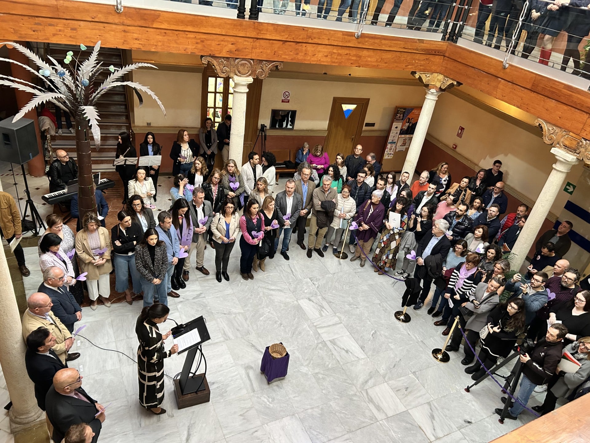 La concejala de Asuntos Sociales, María Segovia, durante el acto del 25N organizado por el Ayuntamiento de Jaén.