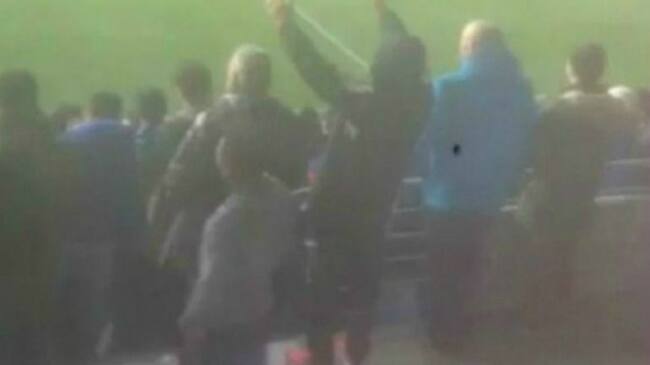 Facundo Guichón en Polideportivo junto a las peñas del Alavés.