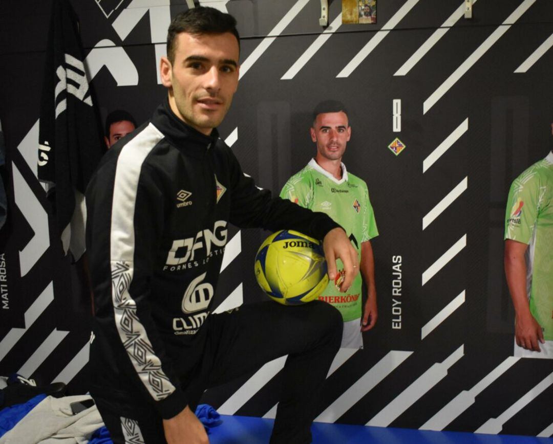 Eloy Rojas en el vestuario del Palma Futsal.