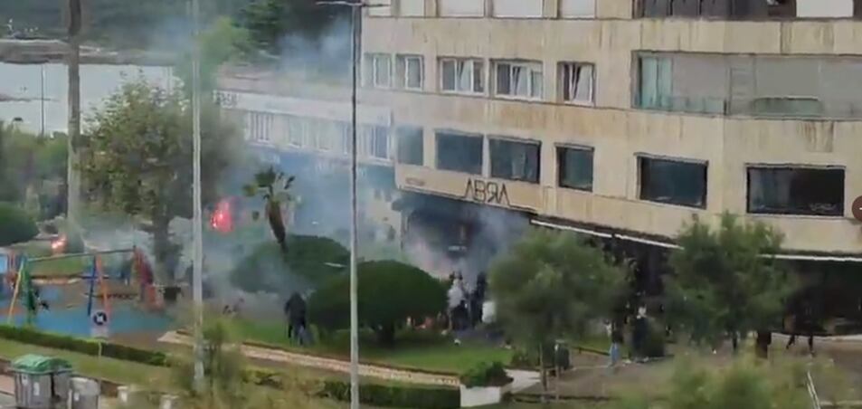 Batalla campal en Piquío en la previa del Racing - Málaga
