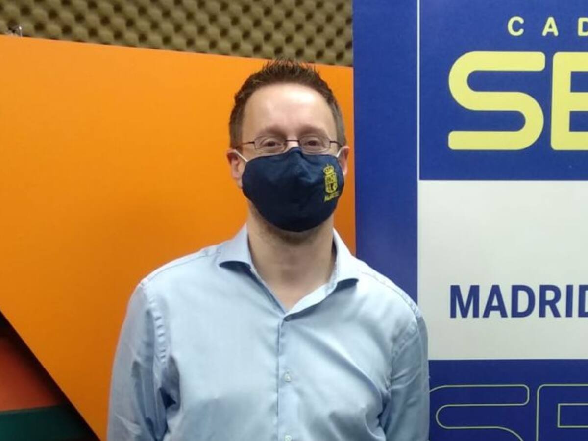 La Policía Local precinta los parques infantiles para evitar contagios