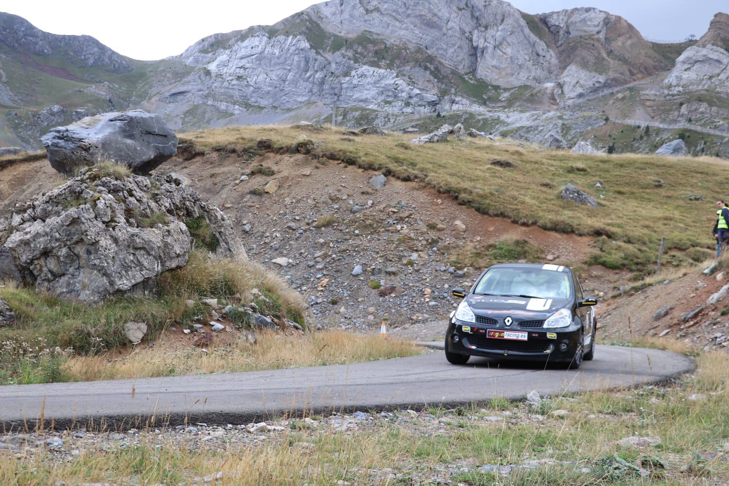 David Tesán en el slalom de Aísa