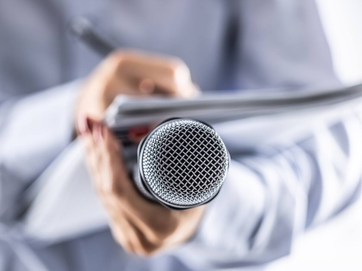 El periodismo local, más necesario que nunca: la reflexión en A Vivir las Rías en el Día del Periodista