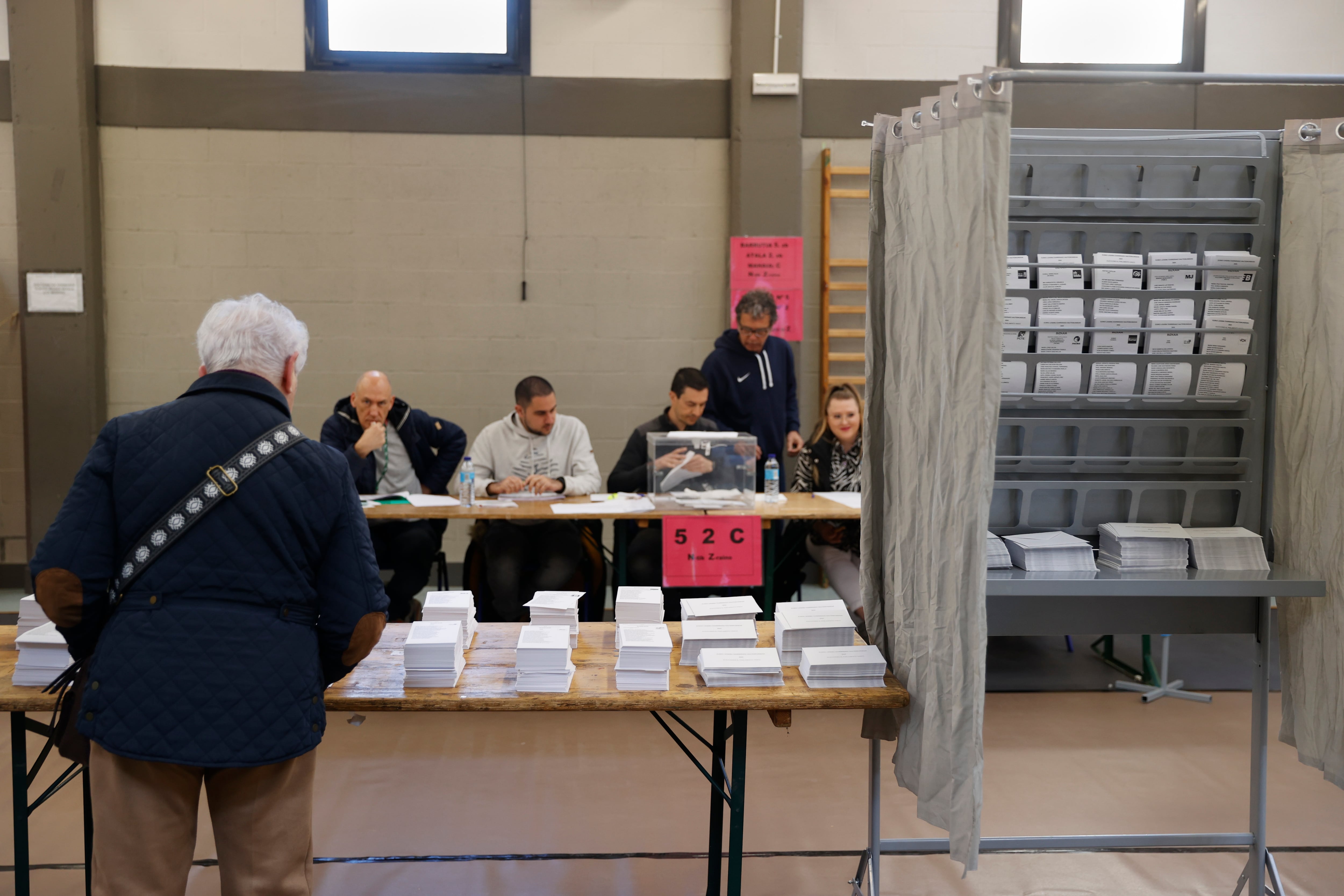 El PSE-EE pierde la primera posición en Eibar, mientras que EH-Bildu se alza como la fuerza más votada en Gipuzkoa EFE/ Luis Tejido