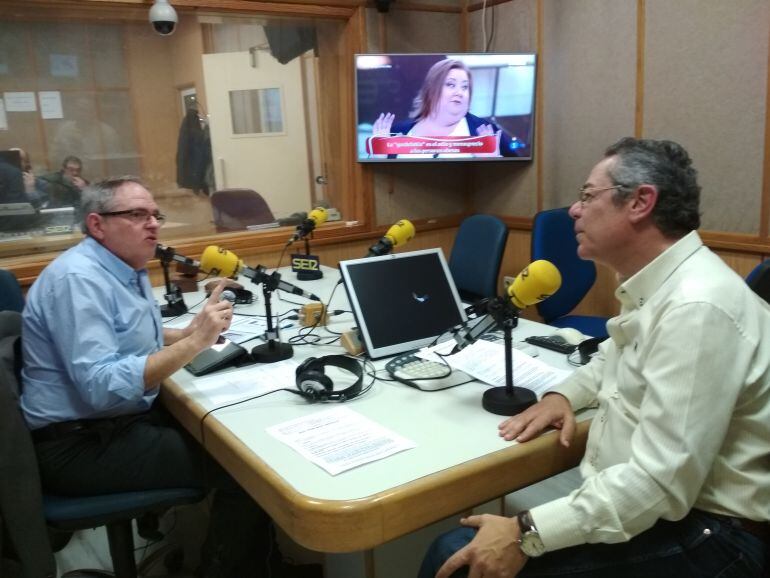 Juan Manuel Muñoz Pichardo,jefe de investigación del Centro Andaluz de Prospectiva, en una entrevista en Hoy por Hoy Sevilla 