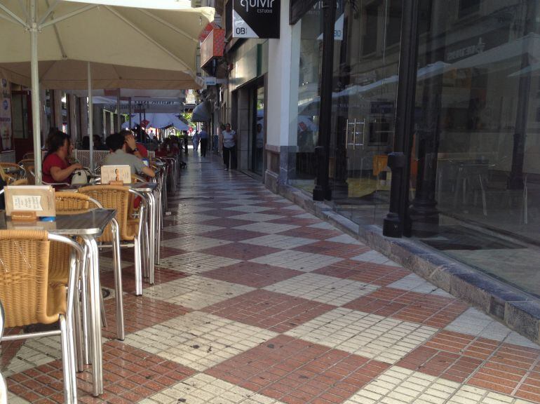 Veladores en la calle de la Plata