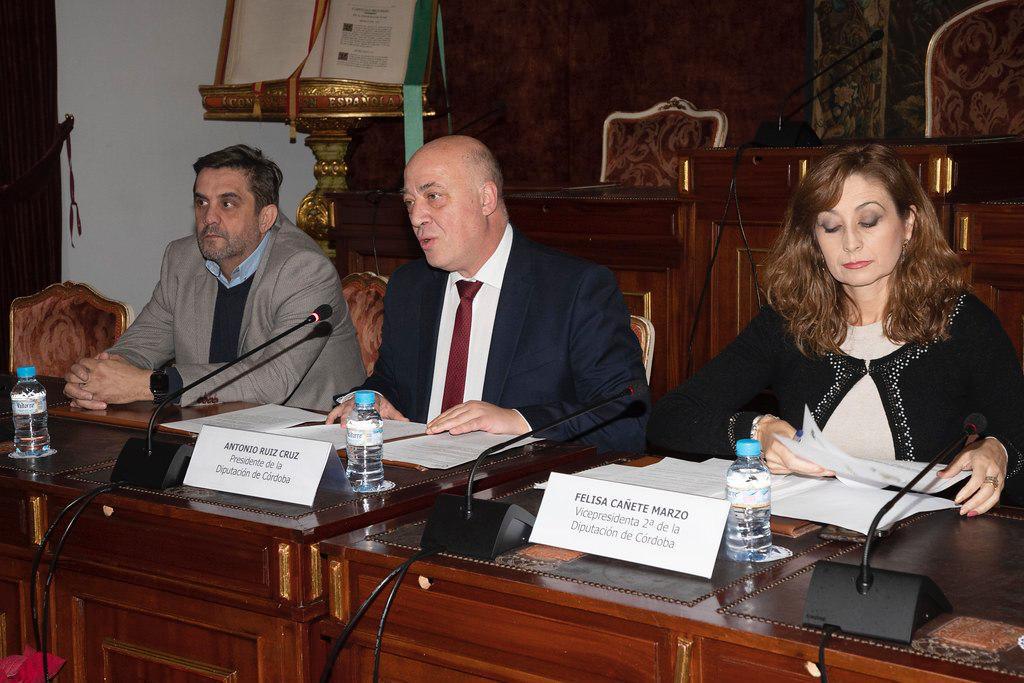 El presidente de la Diputación de Córdoba, Antonio Ruiz, durante la rueda de prensa de presentación del anteproyecto de presupuestos para 2023