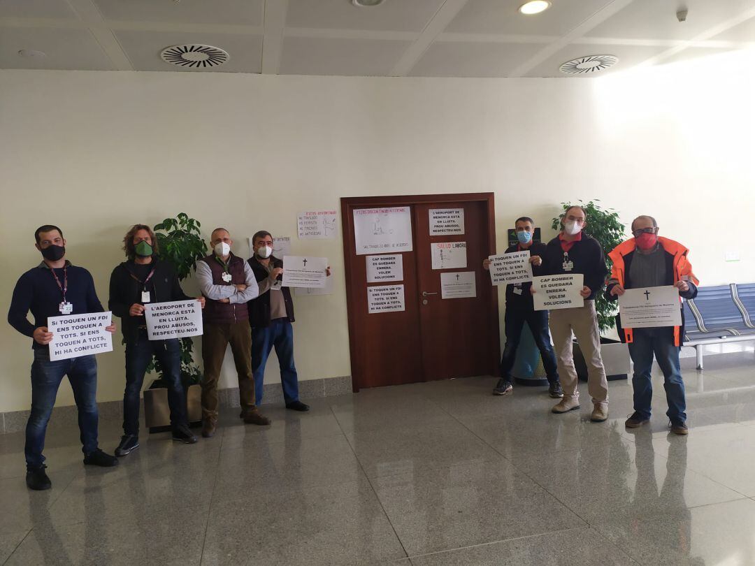 Els treballadors de l'Aeroport reclamen un millor tracte de l'empresa i amenacen amb vagues durant el 2021.