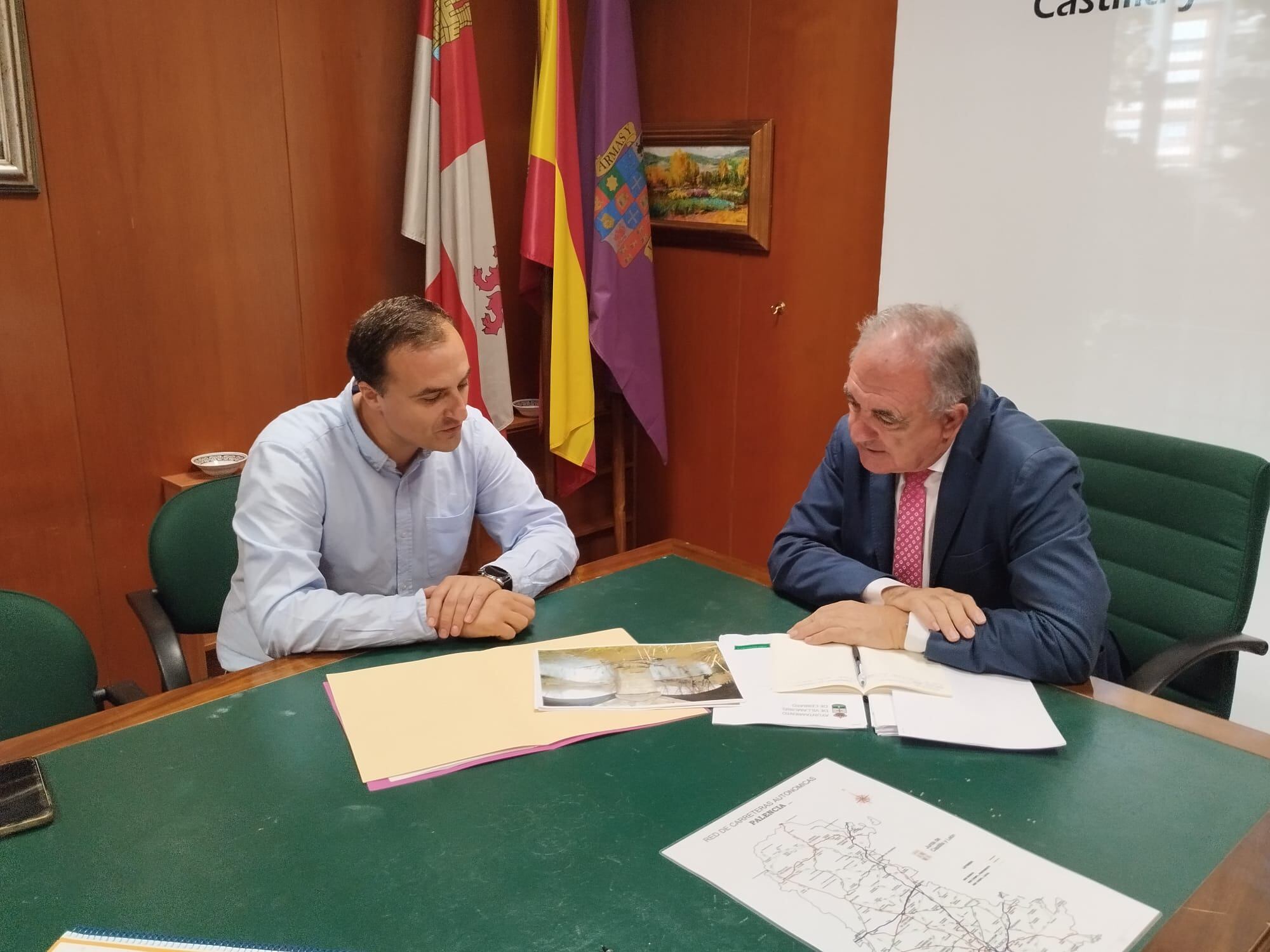 La Junta y el Ayuntamiento de Sotobañado y Priorato avanzan en medidas para fijar población y mejorar la calidad de vida en el municipio