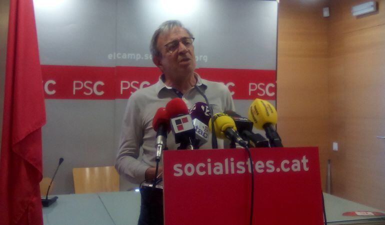 Sabaté a la seu del PSC a Tarragona. 