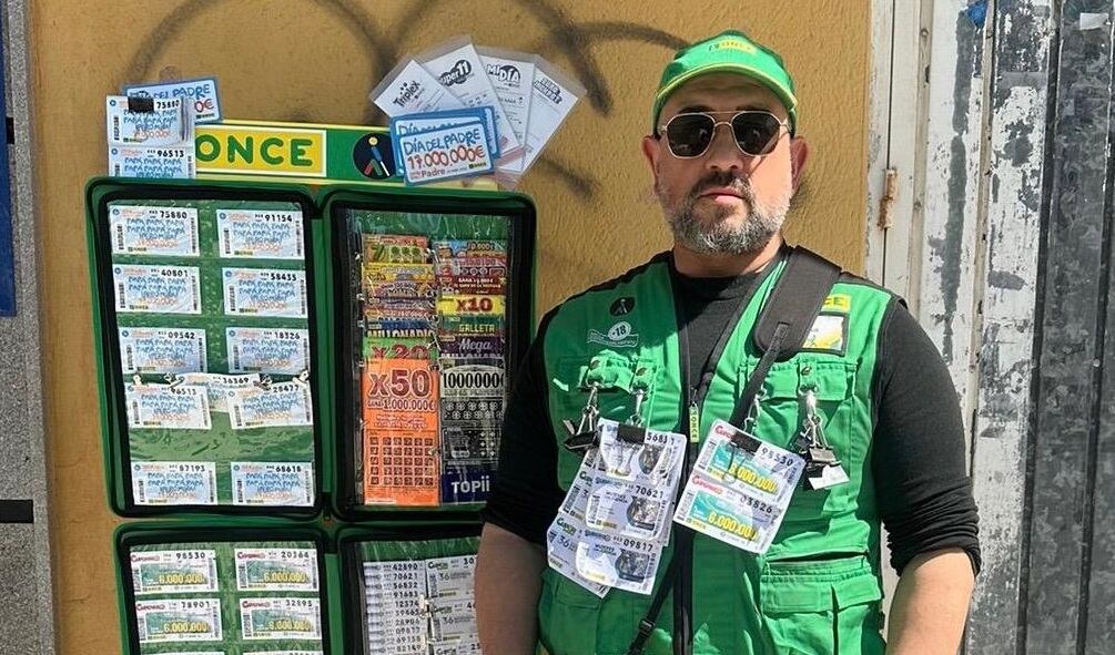 César Roveri, vendedor de la ONCE en Algeciras