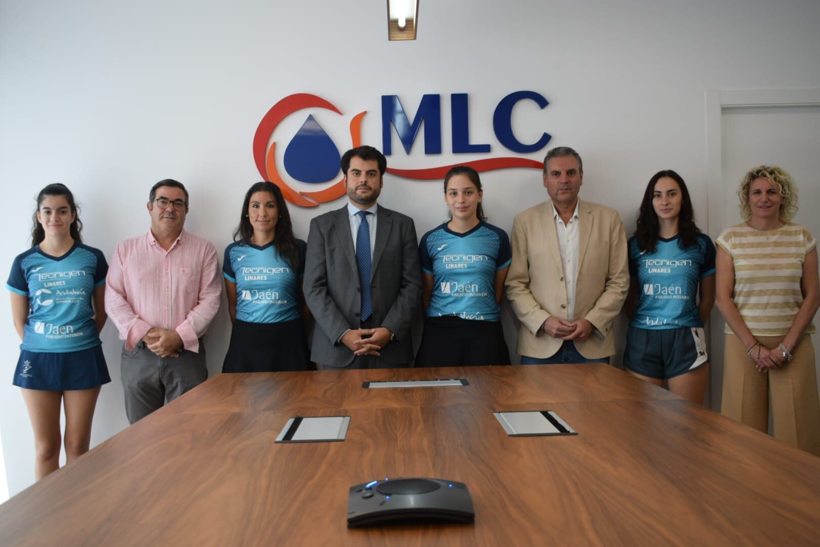 Presentación de la fase de grupos de la Champions League de Tenis de Mesa en Linares.