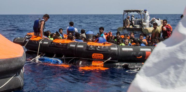 Rescate de inmigrantes en aguas del Mediterráneo