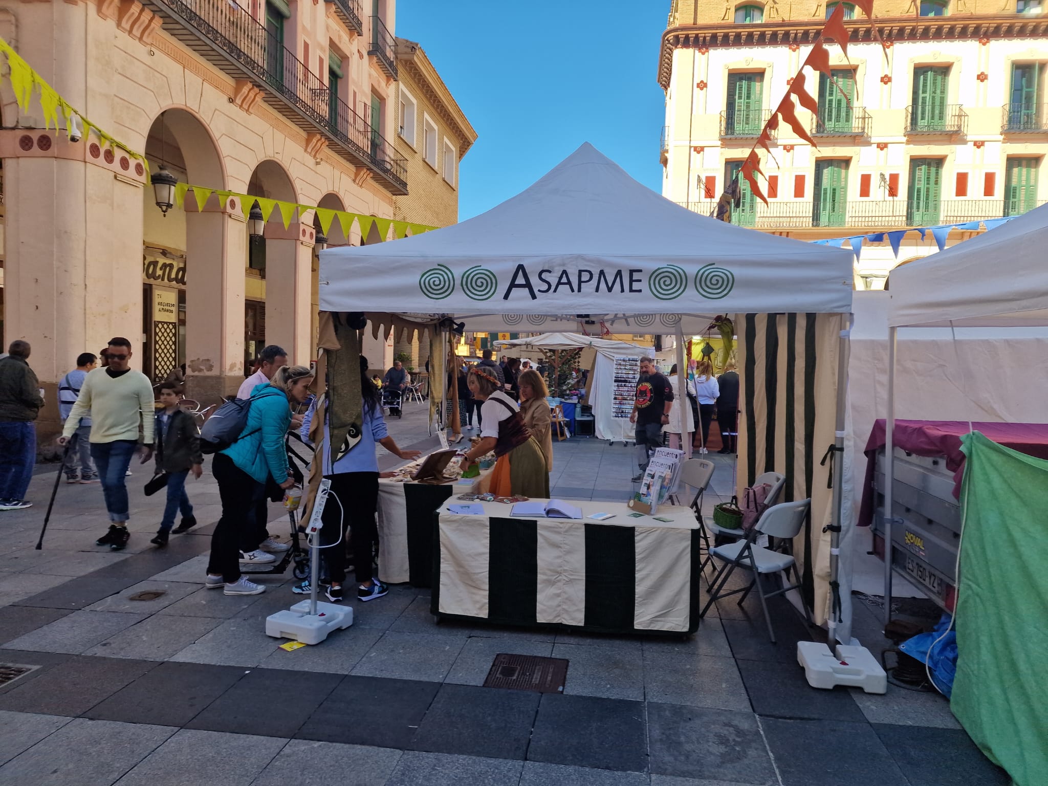 Puesto de Asapme, en el Mercado Medieval de Huesca