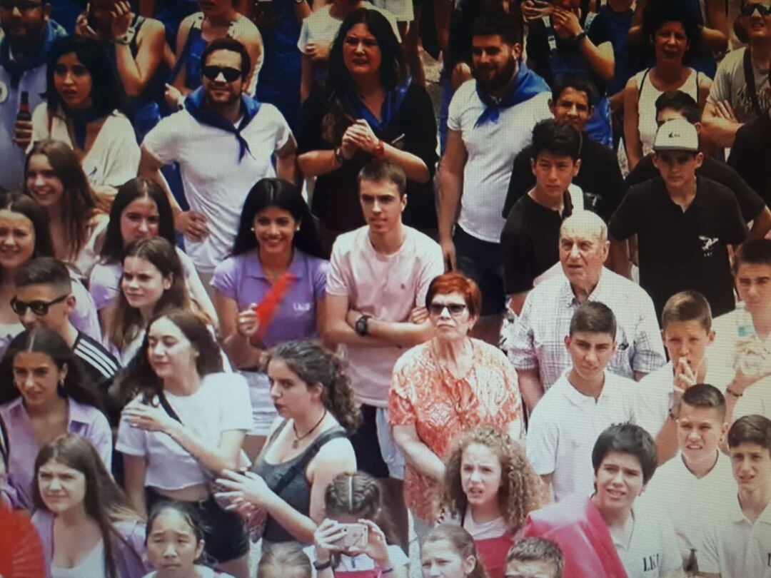 Momentos previos al chupinazo de inicio de los &#039;sanjuanes&#039; de Eibar