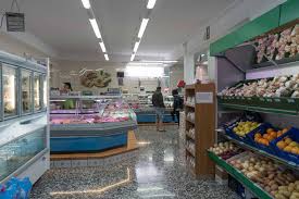 Imagen de un supermercado de Formentera