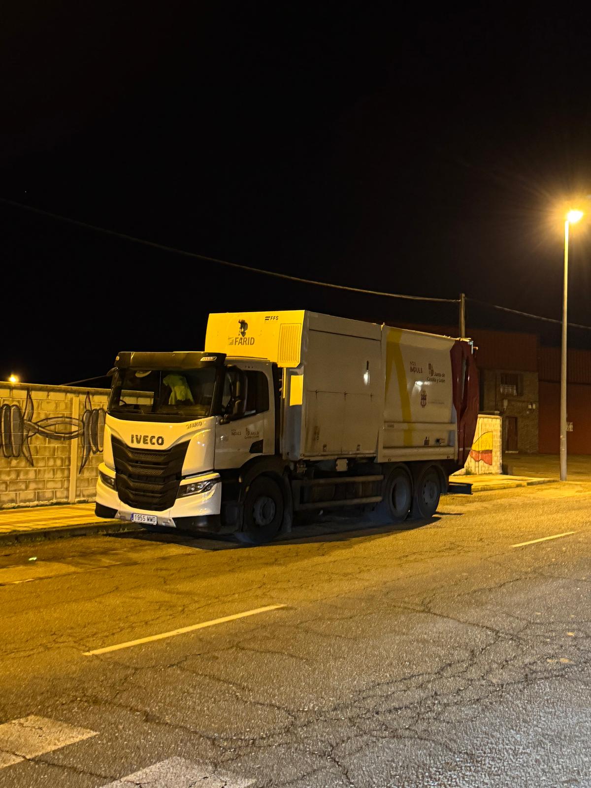 Camión de basura averiado en San Andrés