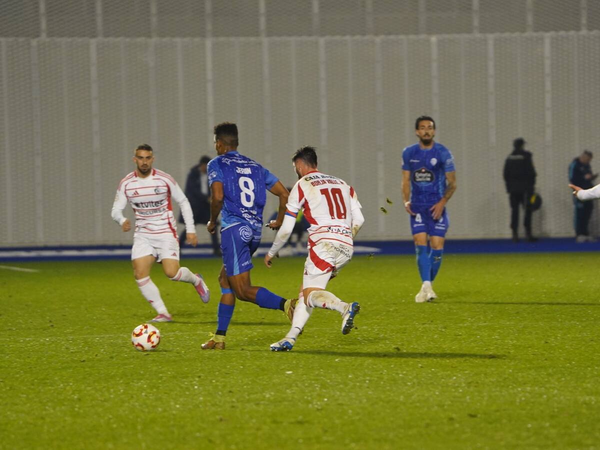 La Ponferradina superada por el Ourense CF