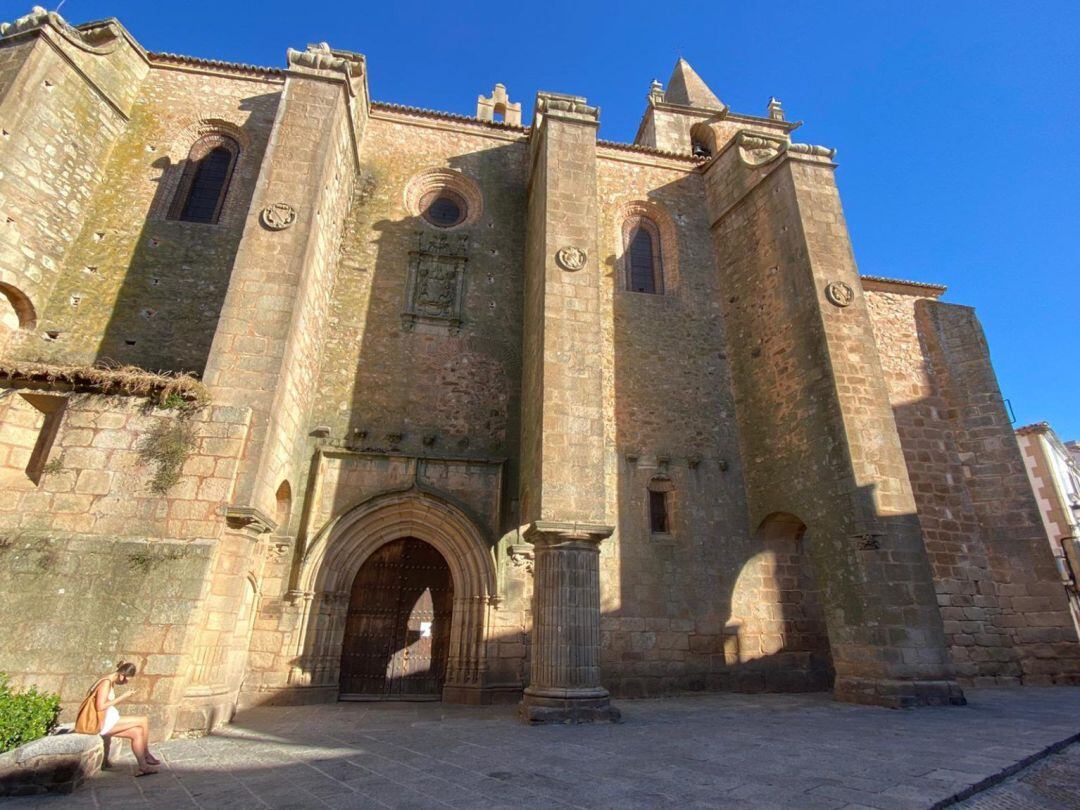 Iglesia de Santiago, Cáceres