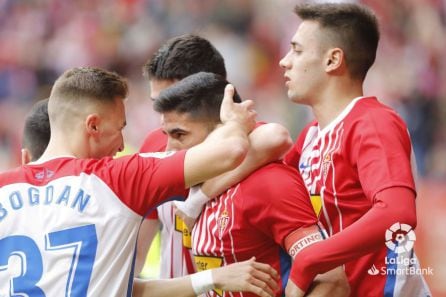 Celebración del gol de Carmona