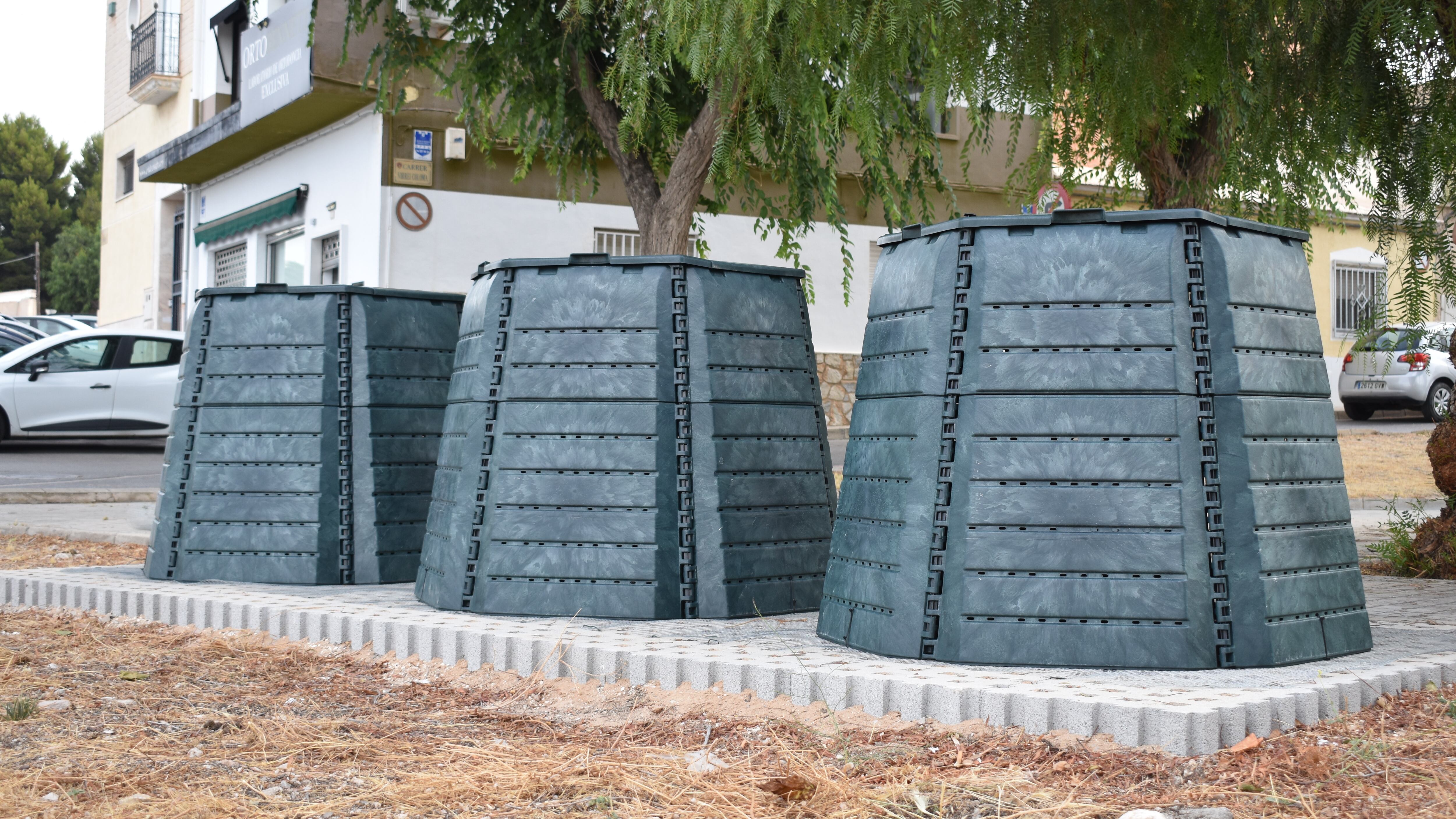 Compostadora en el barrio San Rafael de Petrer