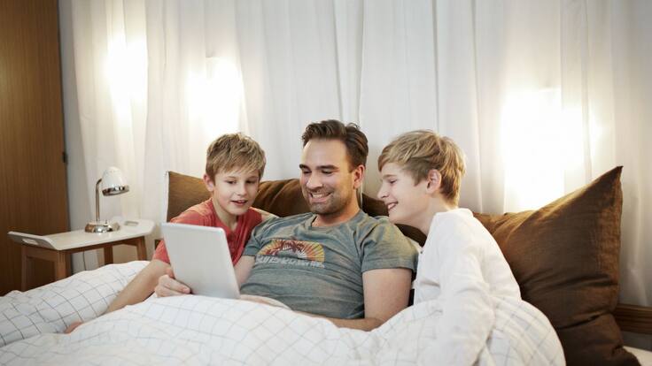 Un padre echa a su hijo de casa porque las visitas del canal familiar de Youtube han bajado