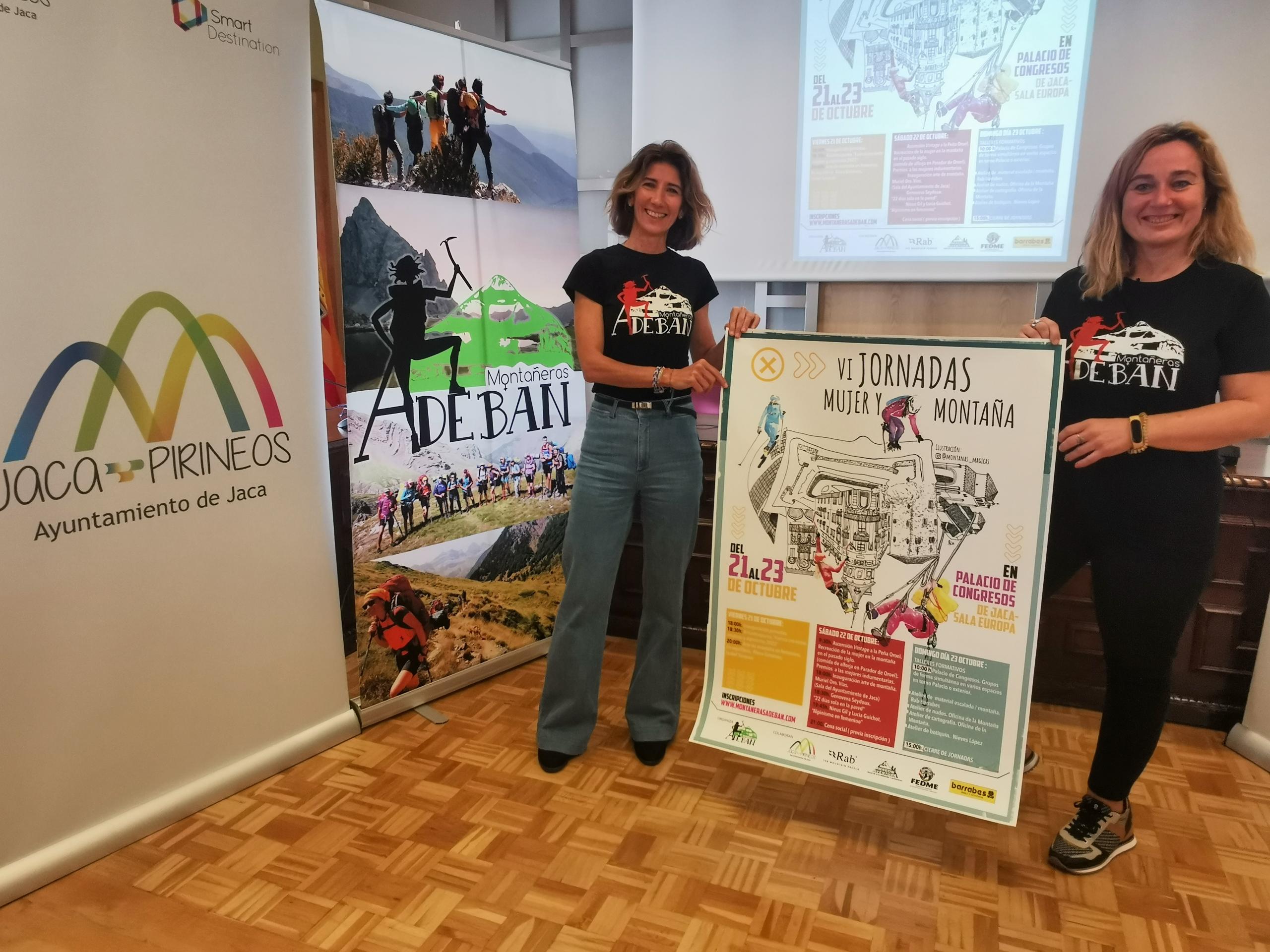 Astrid García, secretaria de Montañeras Adebán, y Olvido Moratinos, concejal de Mujer, presentaban las jornadas