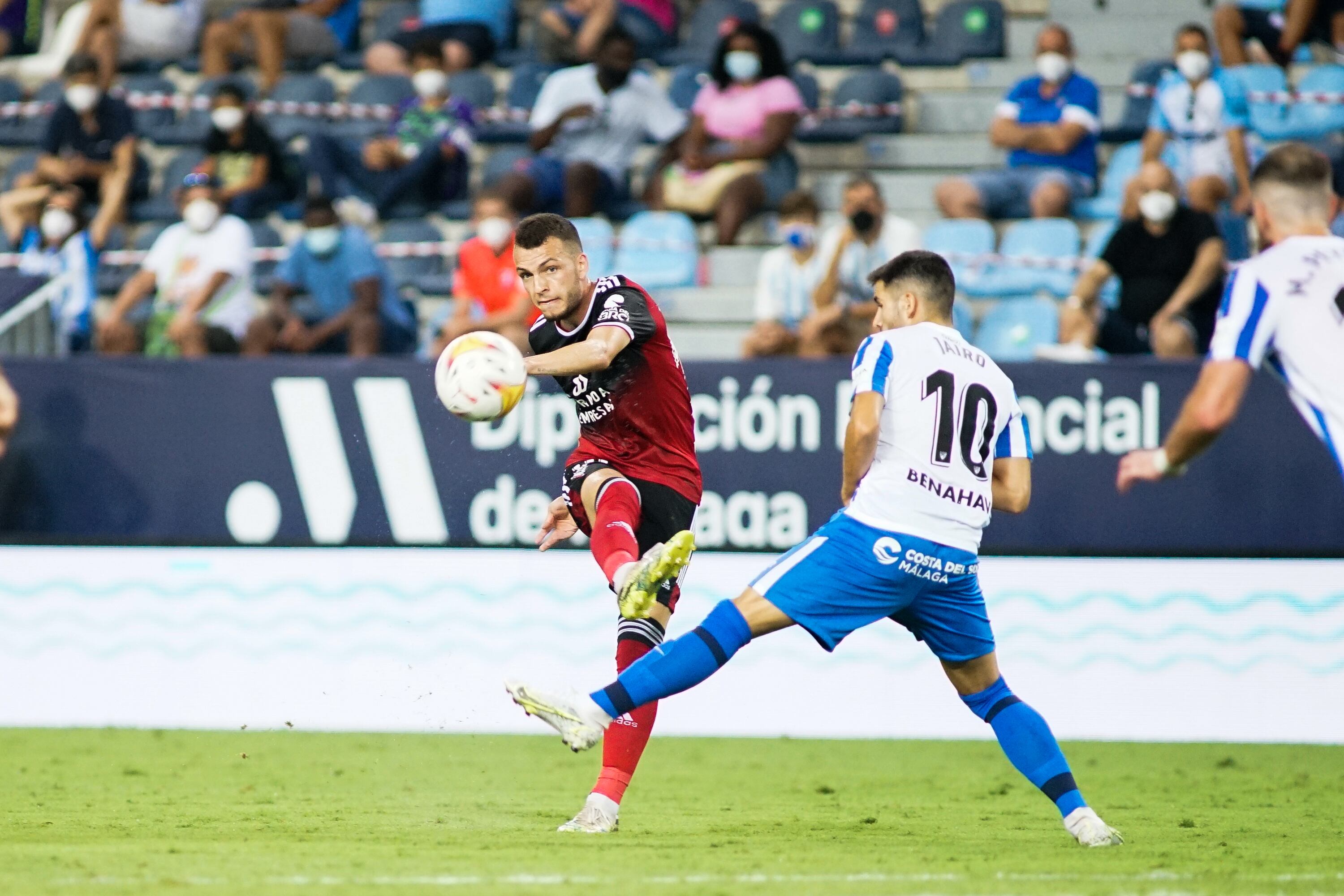 MALAGA, SPAIN - 2021/08/16: Iñigo Vicente of CD Mirandes in action during the LaLiga Smartbank 2021-2022 match between Malaga CF and CD Mirandes at La Rosaleda Stadium.Final Score; Malaga CF 0:0 CD Mirandes. (Photo by Francis Gonzalez/SOPA Images/LightRocket via Getty Images)