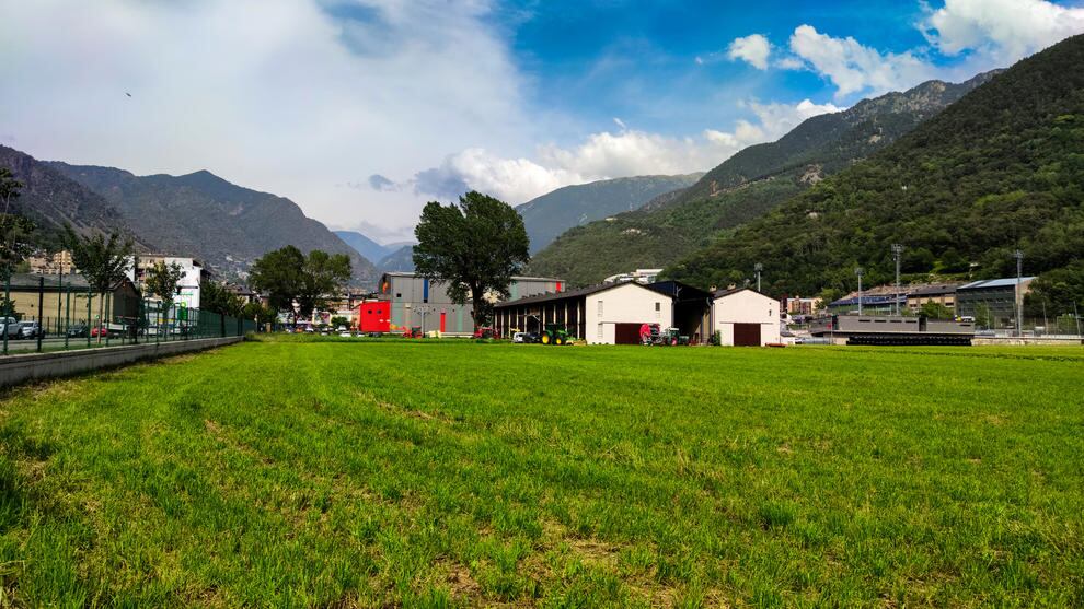 Terrenys de la Borda Mateu, zona on preveu l'Andorra construir el nou estadi