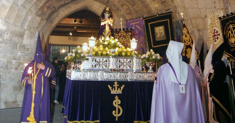 El Cristo de Medinaceli a las puertas de San Miguel