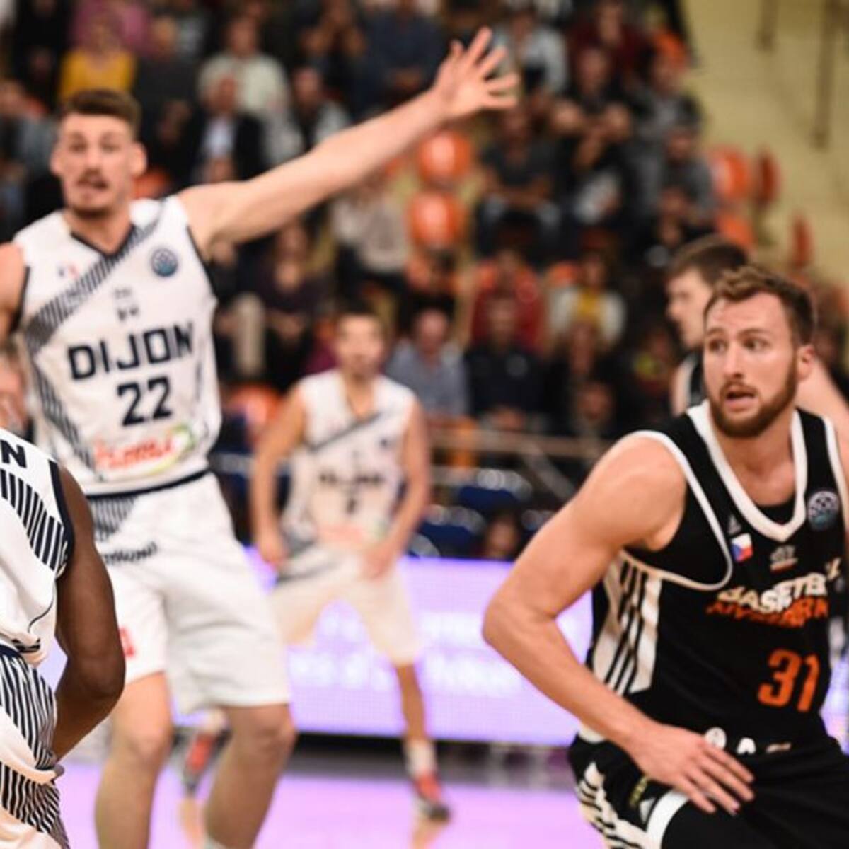 A incendiar al Jeane D'Arc